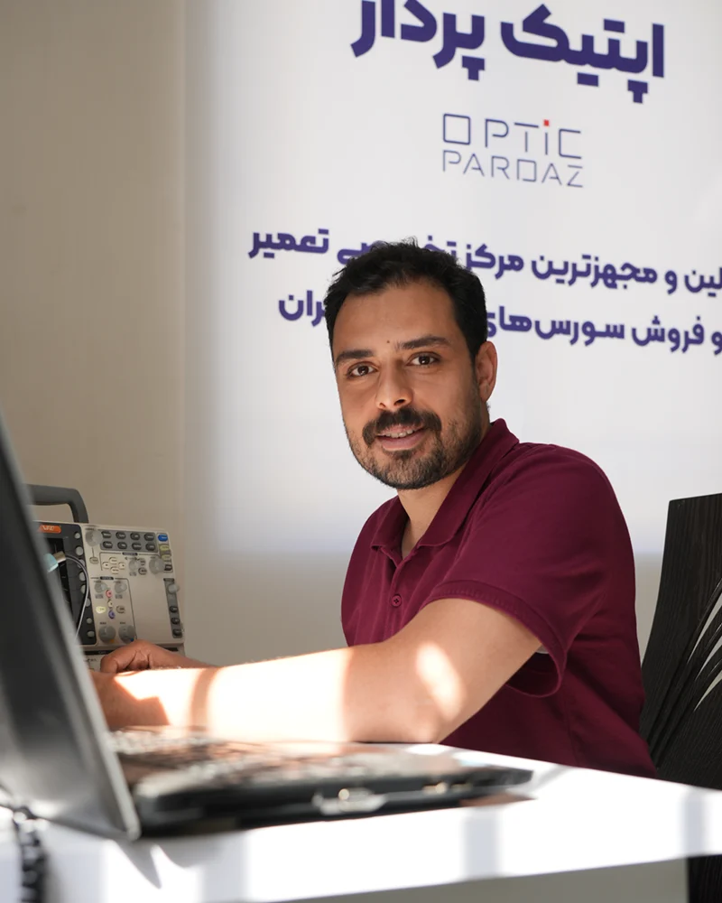 مهندس تسنیم، متخصص تعمیر لیزر